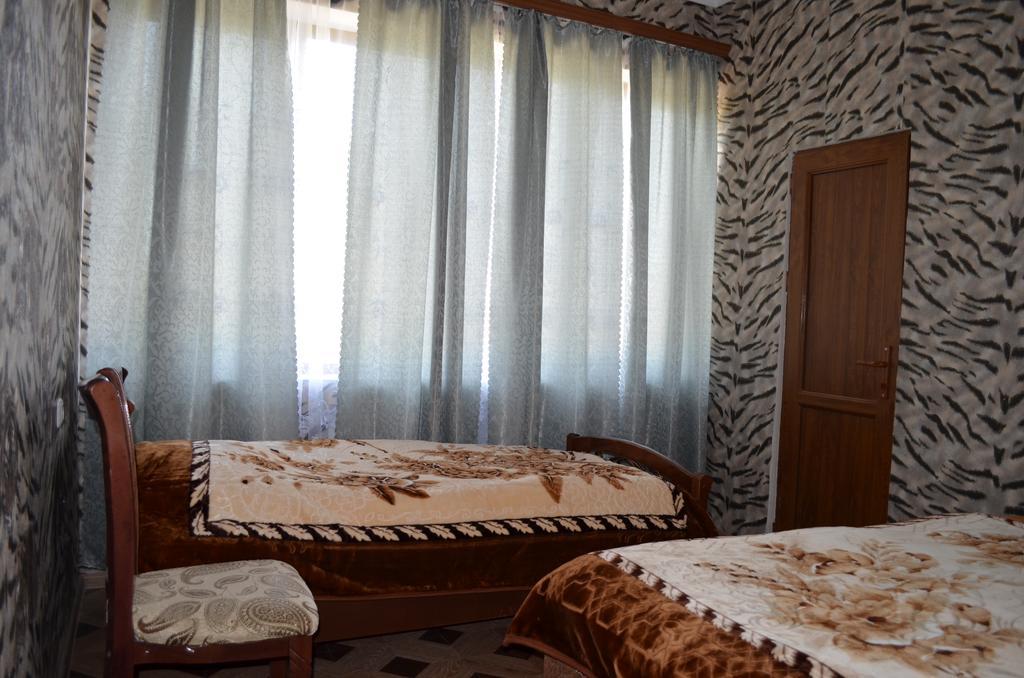 Saro B&B&Safari Tours Tat'ev Exterior foto