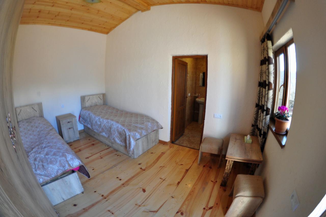 Saro B&B&Safari Tours Tat'ev Exterior foto